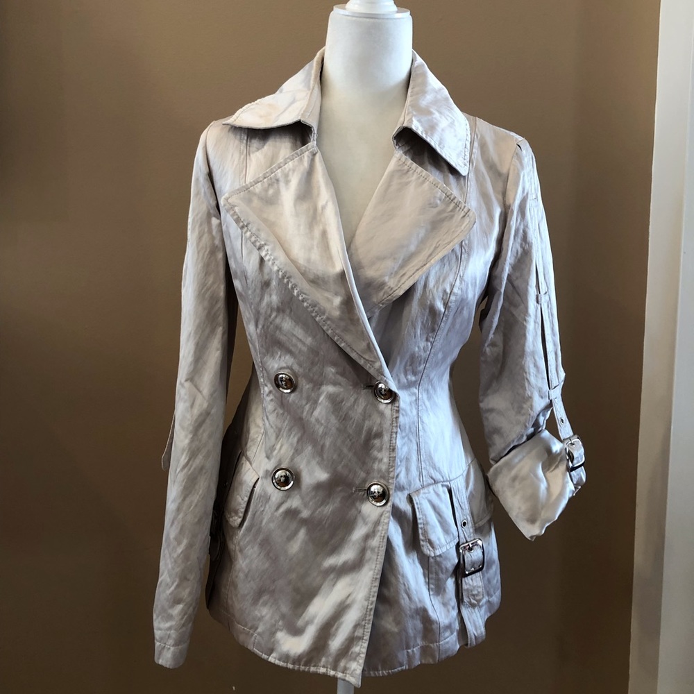 White House Black Market Women’s Double Breasted Metallic Satin Trench Coat, S